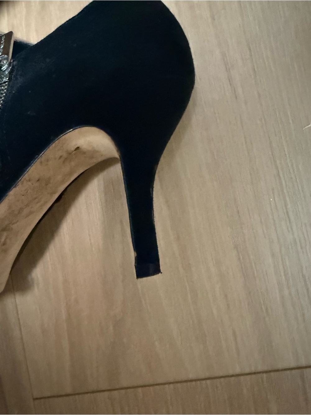 MICHAEL Michael Kors Black Pointed Leather & Suede Ankle Booties mywith Side Zip - Picture 5 of 8